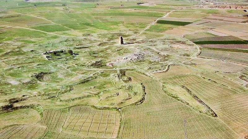 Firuzabad und die Bauten als Symbole der alt-sassanidischen Architektur